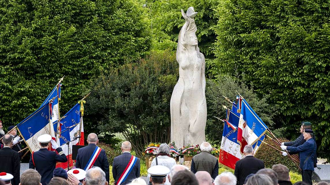 monument aux morts de Lanester